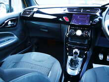 DS AUTOMOBILES DS 3 1.2 PureTech Prestige 3dr, Manual