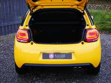 DS AUTOMOBILES DS 3 1.2 PureTech Prestige 3dr, Manual