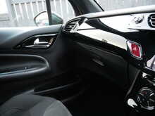 DS AUTOMOBILES DS 3 1.2 PureTech Prestige 3dr, Manual