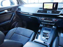 Audi Q5 2.0 TDI Black Edition Quattro, S-Tronic