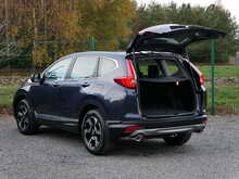 Honda CR-V 1.5 VTEC Turbo SE, CVT 4WD, Automatic