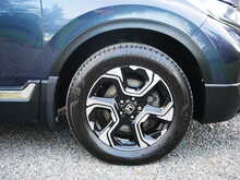 Honda CR-V 1.5 VTEC Turbo SE, CVT 4WD, Automatic