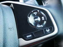 Honda CR-V 1.5 VTEC Turbo SE, CVT 4WD, Automatic