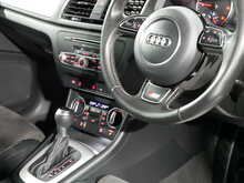 Audi Q3 2.0 TDI S line Plus Quattro, S-Tronic