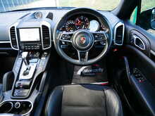 Porsche Cayenne 3.0TD V6 Platinum Edition TiptronicS 4WD [Euro 6]
