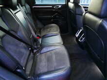 Porsche Cayenne 3.0TD V6 Platinum Edition TiptronicS 4WD [Euro 6]