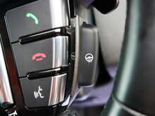 Land Rover Discovery 4 3.0 SD V6 Landmark 4WD, Automatic [Euro 6]