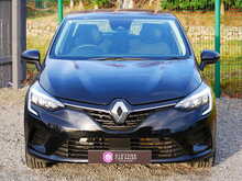 Renault Clio 1.0 TCe Iconic Hatchback, Manual