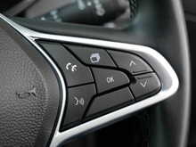 Renault Clio 1.0 TCe Iconic Hatchback, Manual