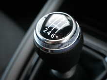 Renault Clio 1.0 TCe Iconic Hatchback, Manual