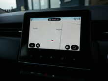 Renault Clio 1.0 TCe Iconic Hatchback, Manual