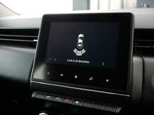 Renault Clio 1.0 TCe Iconic Hatchback, Manual