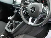 Renault Clio 1.0 TCe Iconic Hatchback, Manual