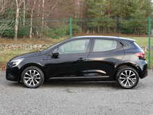 Renault Clio 1.0 TCe Iconic Hatchback, Manual