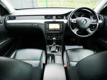 Skoda Superb 2.0 TDI Elegance Estate, DSG