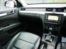 Skoda Superb 2.0 TDI Elegance Estate, DSG