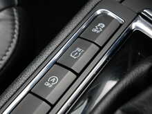Skoda Superb 2.0 TDI Elegance Estate, DSG