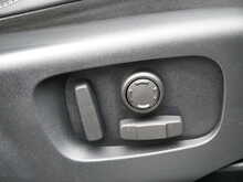 Land Rover Range Rover Velar 2.0 P400e R-Dynamic S