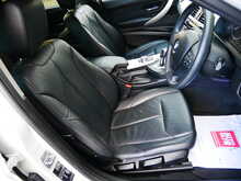 BMW 3 Series 2.0 318d SE Touring, Automatic [Euro 6]