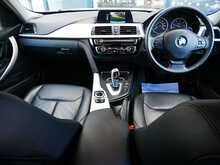 BMW 3 Series 2.0 318d SE Touring, Automatic [Euro 6]