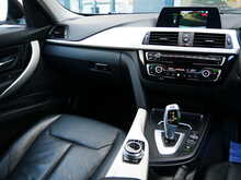 BMW 3 Series 2.0 318d SE Touring, Automatic [Euro 6]