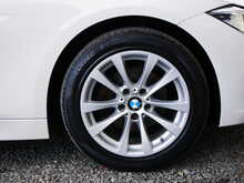 BMW 3 Series 2.0 318d SE Touring, Automatic [Euro 6]