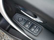 BMW 3 Series 2.0 318d SE Touring, Automatic [Euro 6]