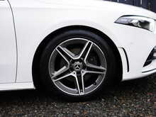 Mercedes-Benz A Class 1.5 A180d AMG Line Premium 2