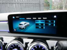 Mercedes-Benz A Class 1.5 A180d AMG Line Premium 2