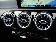 Mercedes-Benz A Class 1.5 A180d AMG Line Premium 2