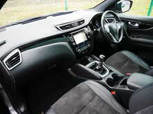 Nissan Qashqai 1.5 dCi N-Vision, Manual [Euro 6]