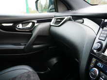 Nissan Qashqai 1.5 dCi N-Vision, Manual [Euro 6]