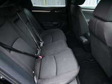 Honda Civic 1.0 VTEC Turbo SR Hatchback, Manual