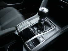 Honda Civic 1.0 VTEC Turbo SR Hatchback, Manual