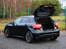 Mercedes-Benz A Class 2.0 A45 AMG 4Matic SpdS DCT