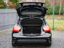 Mercedes-Benz A Class 2.0 A45 AMG 4Matic SpdS DCT