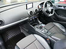 Audi A3 1.4 TFSI CoD S line Hatchback, Manual