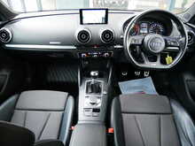 Audi A3 1.4 TFSI CoD S line Hatchback, Manual