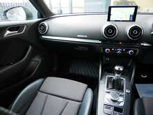 Audi A3 1.4 TFSI CoD S line Hatchback, Manual