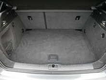 Audi A3 1.4 TFSI CoD S line Hatchback, Manual