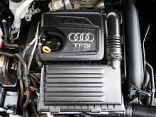 Audi A3 1.4 TFSI CoD S line Hatchback, Manual