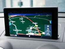 Audi A3 1.4 TFSI CoD S line Hatchback, Manual