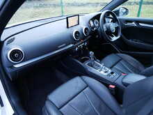 Audi S3 2.0 TFSI Black Edition Sportback, S-Tronic