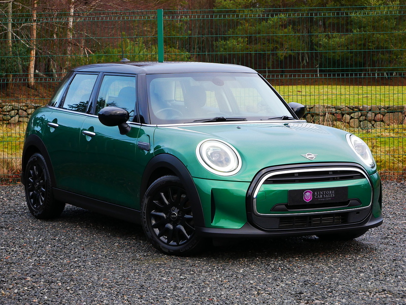 MINI 1.5 Cooper Classic Hatchback 5dr, Manual 1.5 5dr Hatchback Manual Petrol