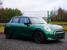 MINI Hatch 1.5 Cooper Classic Hatchback 5dr, Manual