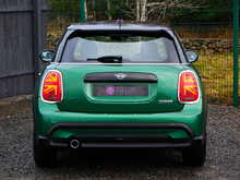 MINI Hatch 1.5 Cooper Classic Hatchback 5dr, Manual