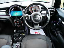 MINI Hatch 1.5 Cooper Classic Hatchback 5dr, Manual