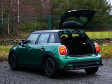 MINI Hatch 1.5 Cooper Classic Hatchback 5dr, Manual