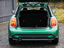 MINI Hatch 1.5 Cooper Classic Hatchback 5dr, Manual