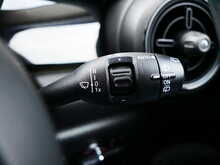 MINI Hatch 1.5 Cooper Classic Hatchback 5dr, Manual